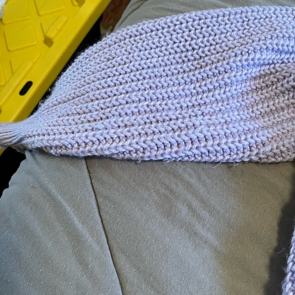 H&M Lavender Knit Sweater - Picture 6 of 6